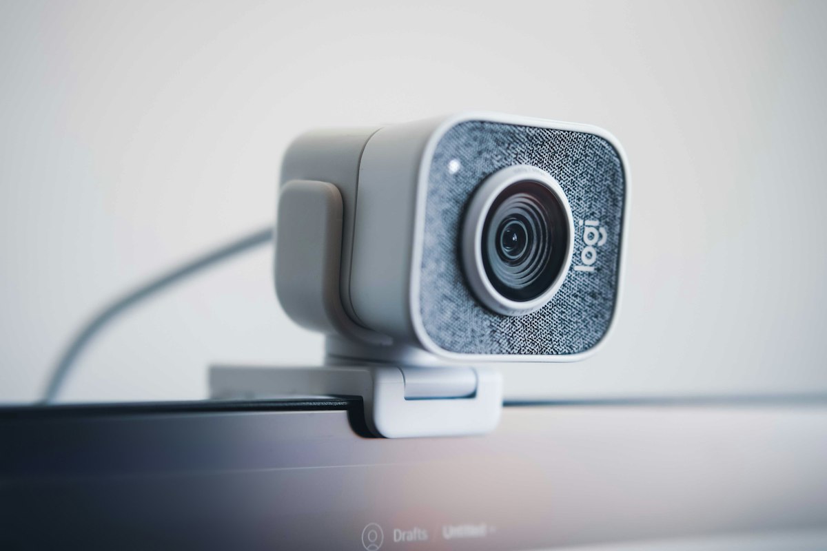 وب‌کم Full HD VisionCam